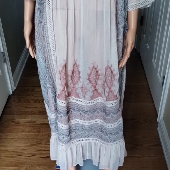 Maeve Patterned Dress - Picture 6 of 15